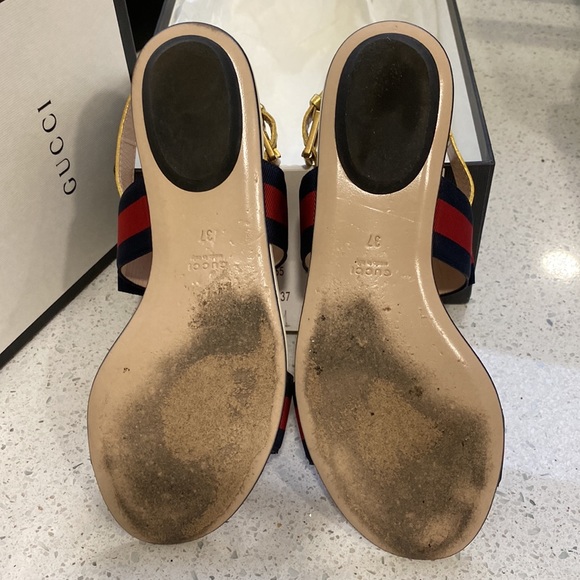 Gucci sandals Size 7 - Picture 9 of 12
